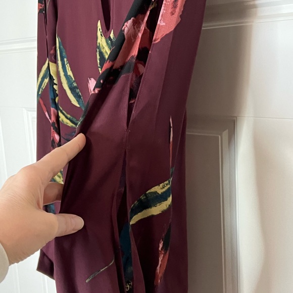 LaChateau long sleeve floral top, size XSmall. - Picture 8 of 11